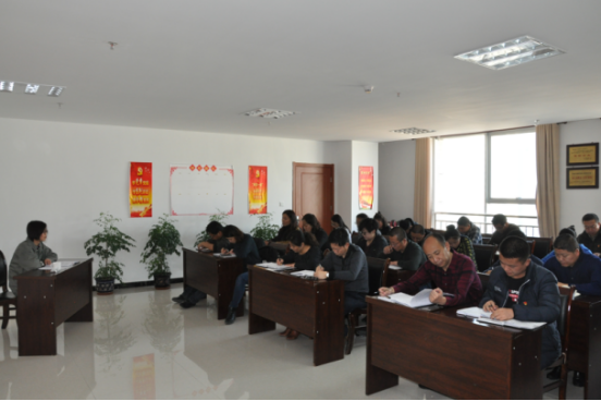集團(tuán)黨委委員、副總經(jīng)理劉玲同志宣講黨的十九大精神